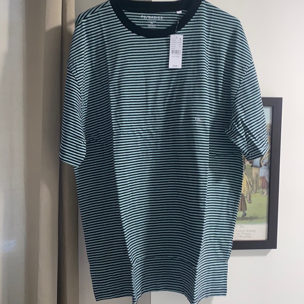PacSun t shirt